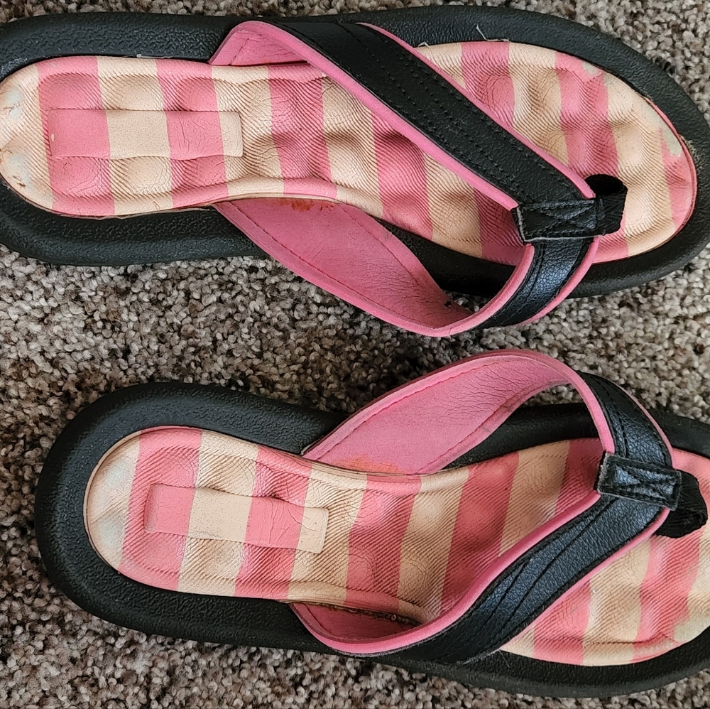 Flip flops